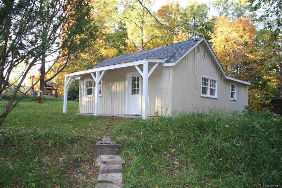 19 Spring Lake Rd, Red Hook, NY 12571 - photo 1