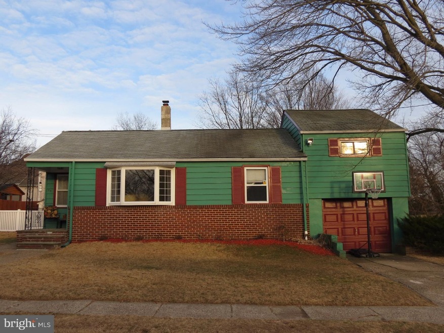 94 N Read Ave, Runnemede, NJ 08078 - photo 1