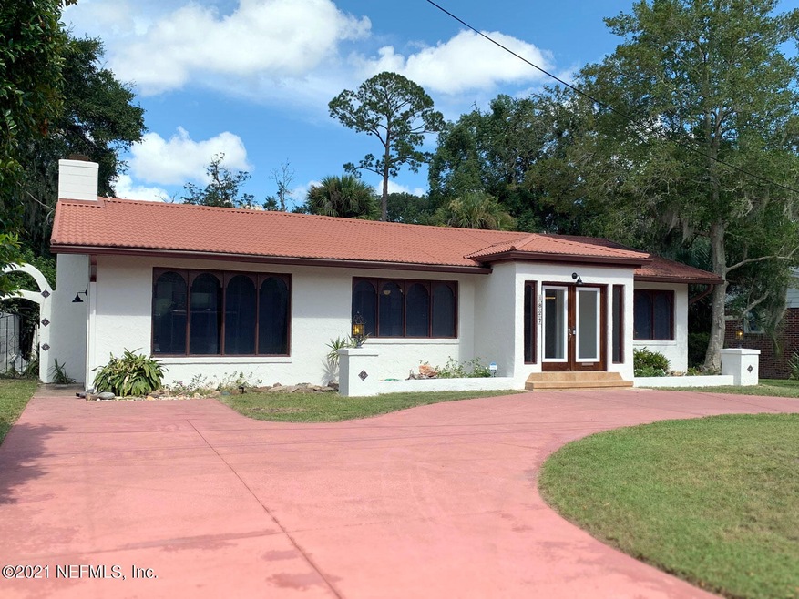 1827 Donald St, Jacksonville, FL 32205 - photo 1