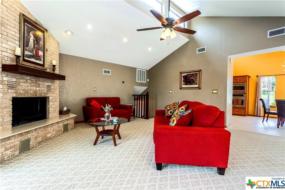 1269 Hillcrest Dr, New Braunfels, TX 78130 - photo 1