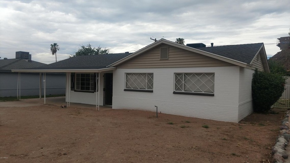 1038 E El Camino Dr, Phoenix, AZ 85020 - photo 1