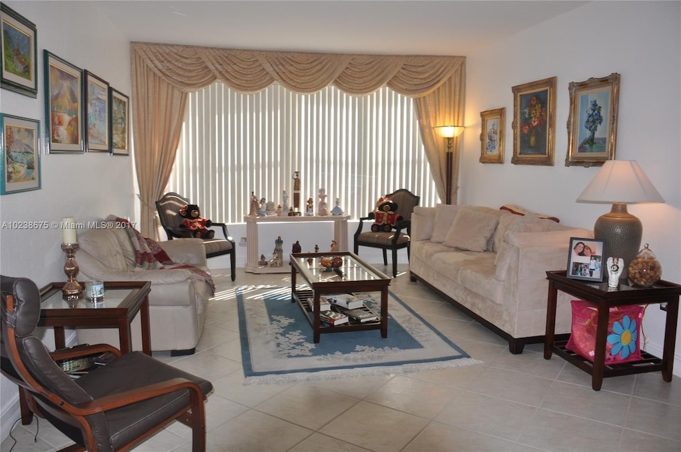 6861 NW 107th Ct, Doral, FL 33178 - photo 1