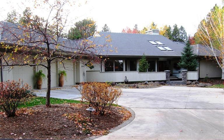 60625 Taos Ct, Bend, OR 97702 - photo 1