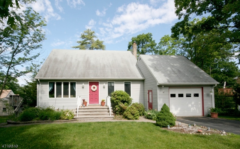 12 Forge Rd, Hewitt, NJ 07421 - photo 1