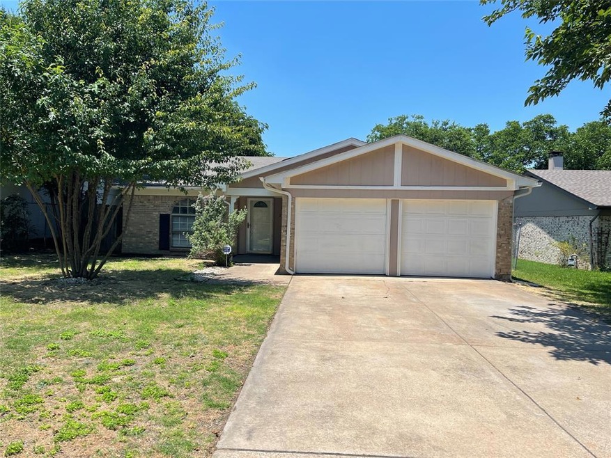 217 N Redford Ln, Fort Worth, TX 76108 - photo 1