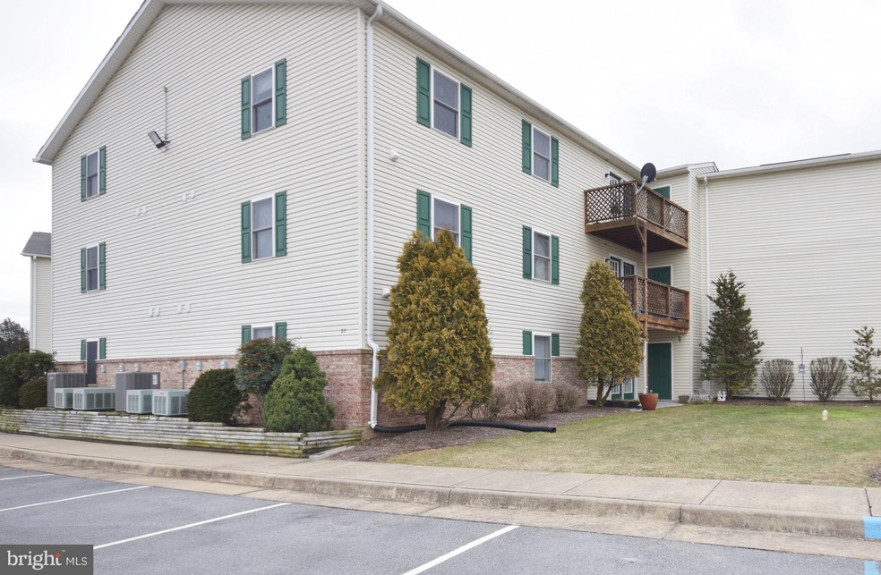 85 Hailey Ln unit C9, Strasburg, VA 22657 - photo 1