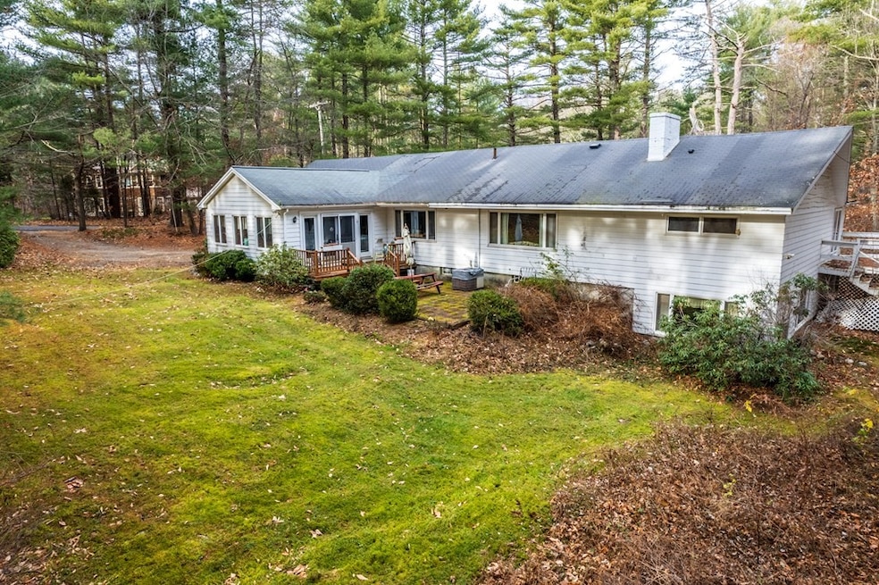 135 Woodridge Rd, Wayland, MA 01778 - photo 1
