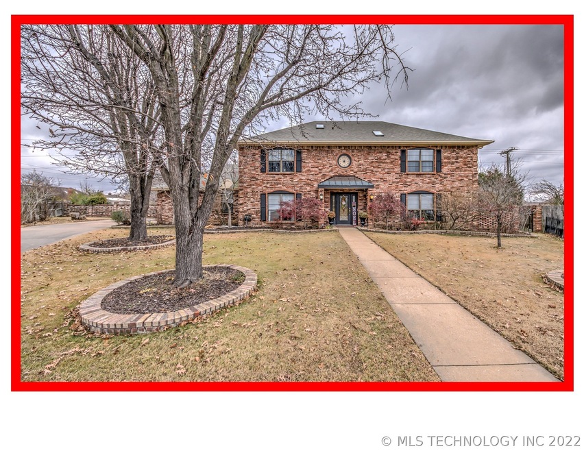3108 Camelot Dr, Bartlesville, OK 74006 - photo 1