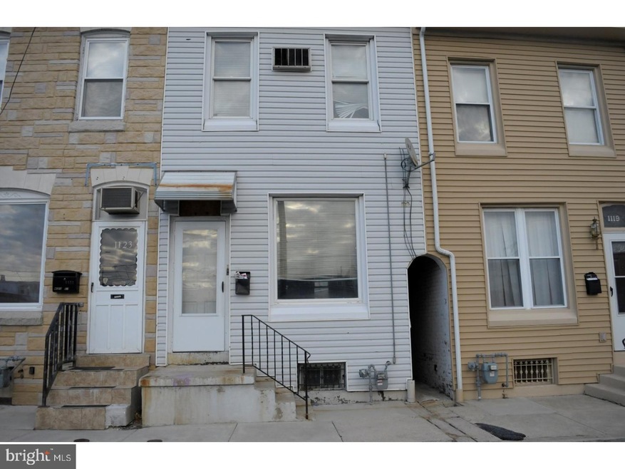 1121 Moss St, Reading, PA 19604 - photo 1