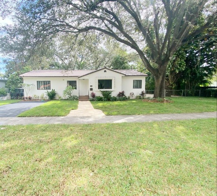 Sold $779,500 • Co-Listing Agent