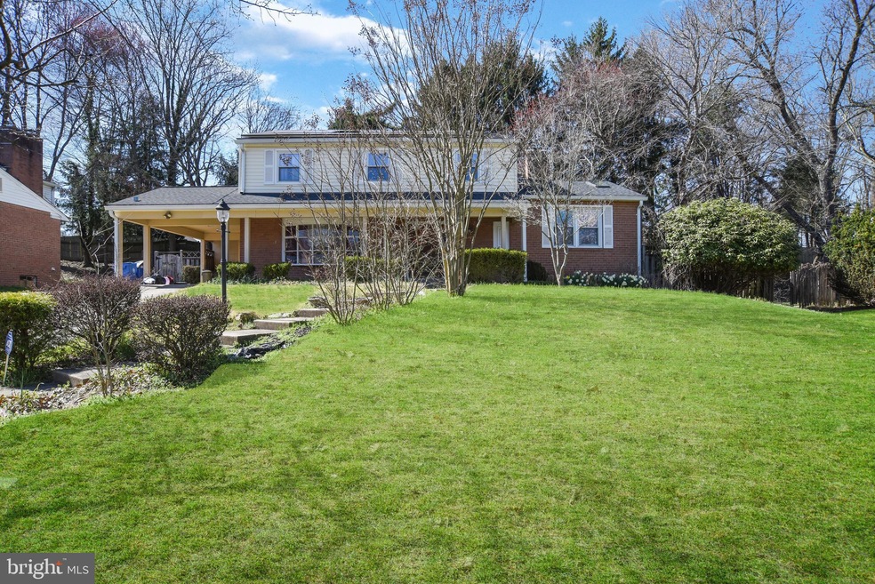 1811 Snowdrop Ln, Silver Spring, MD 20906 - photo 1