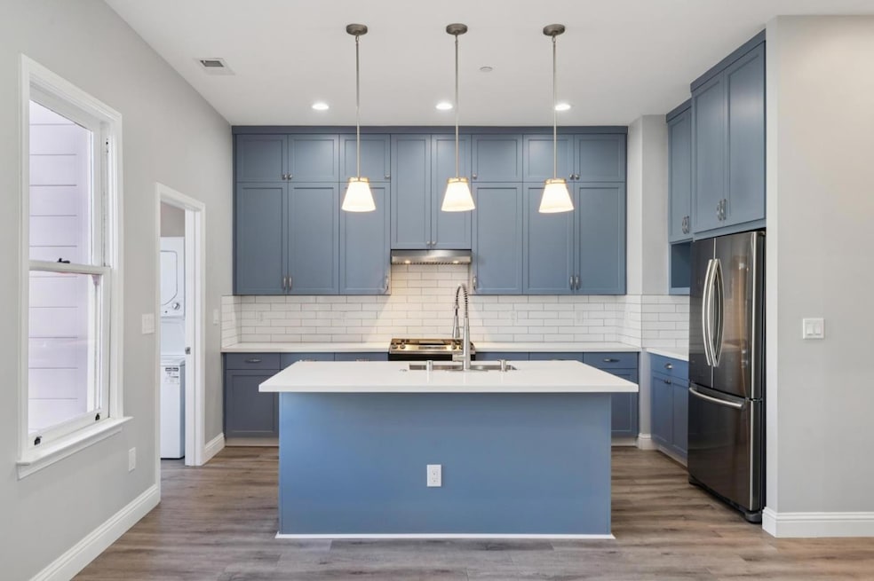 3004 26th St, San Francisco, CA 94110 - photo 1