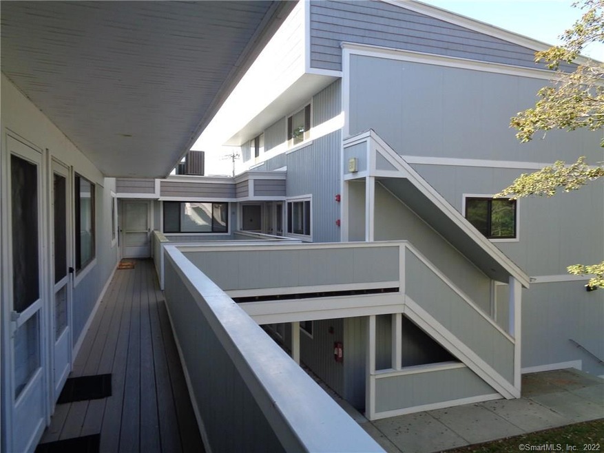 296 Main Ave unit 19, Norwalk, CT 06851 - photo 1