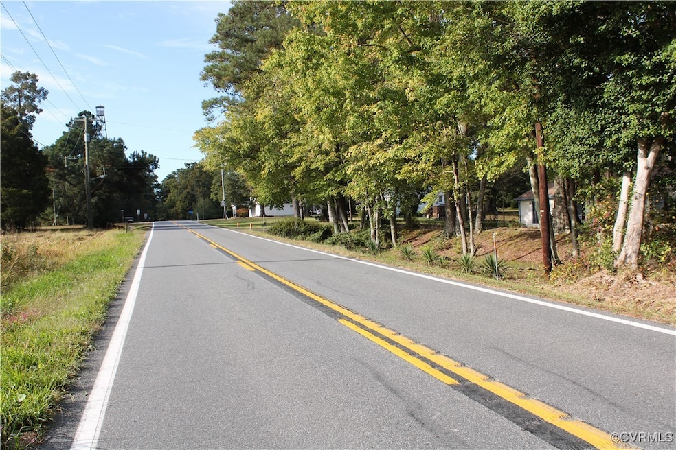 Courthouse Road looking South