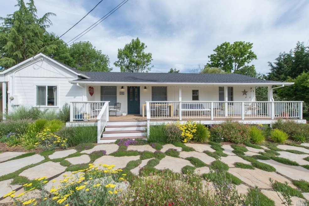 4620 Hessel Rd, Sebastopol, CA 95472 - photo 1