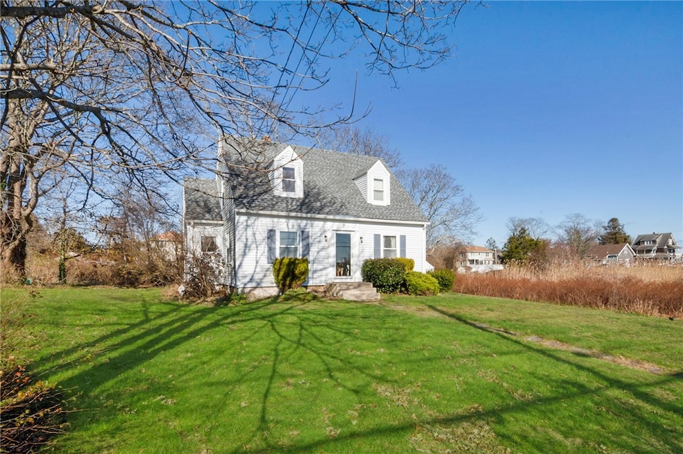 9 Cove Rd, Westerly, RI 02891 - photo 1