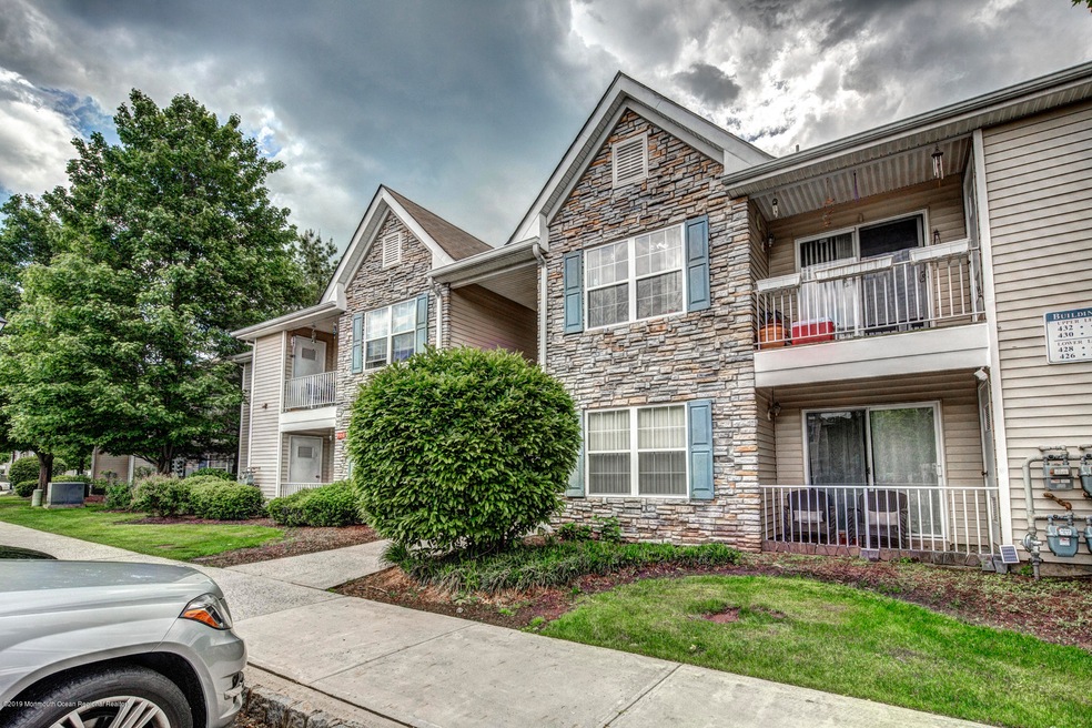 428 Wedgewood Circle