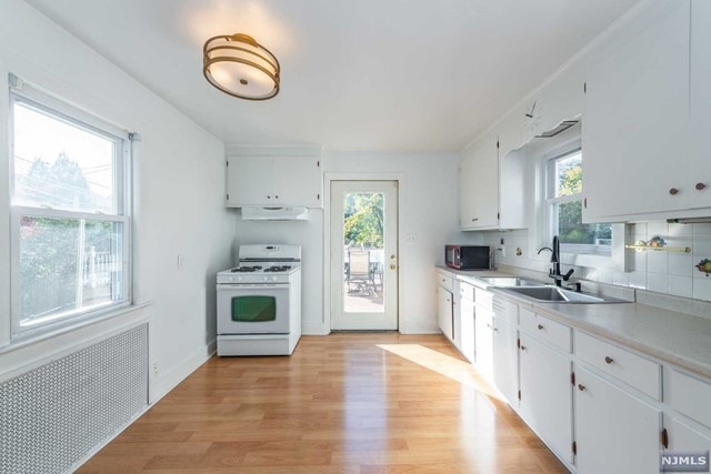 228 Baldwin St, Glen Ridge, NJ 07028 - photo 1