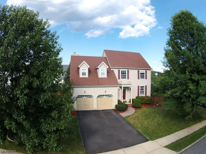 10 Byron Dr, Phillipsburg, NJ 08865 - photo 1