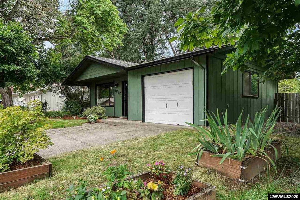 1832 SE Crystal Cir, Corvallis, OR 97333 - photo 1