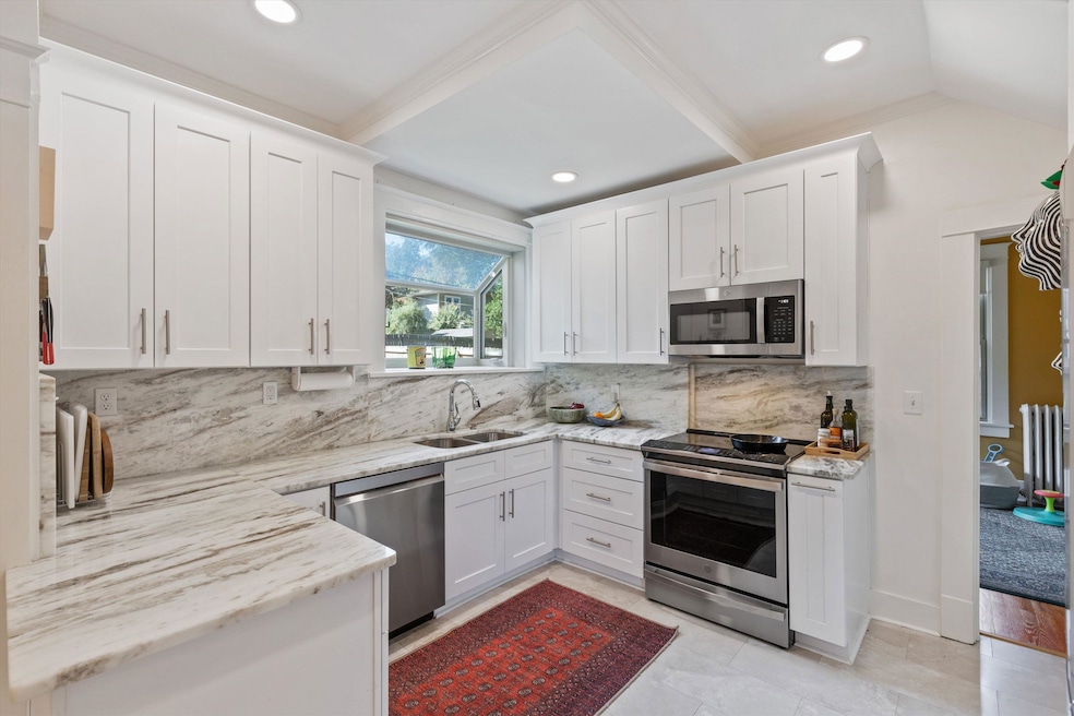 1621 Linden Ave, Memphis, TN 38104 - photo 1