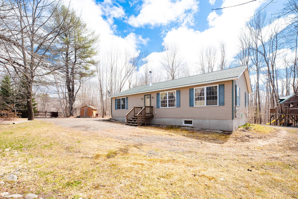 4 Watson Pond Road