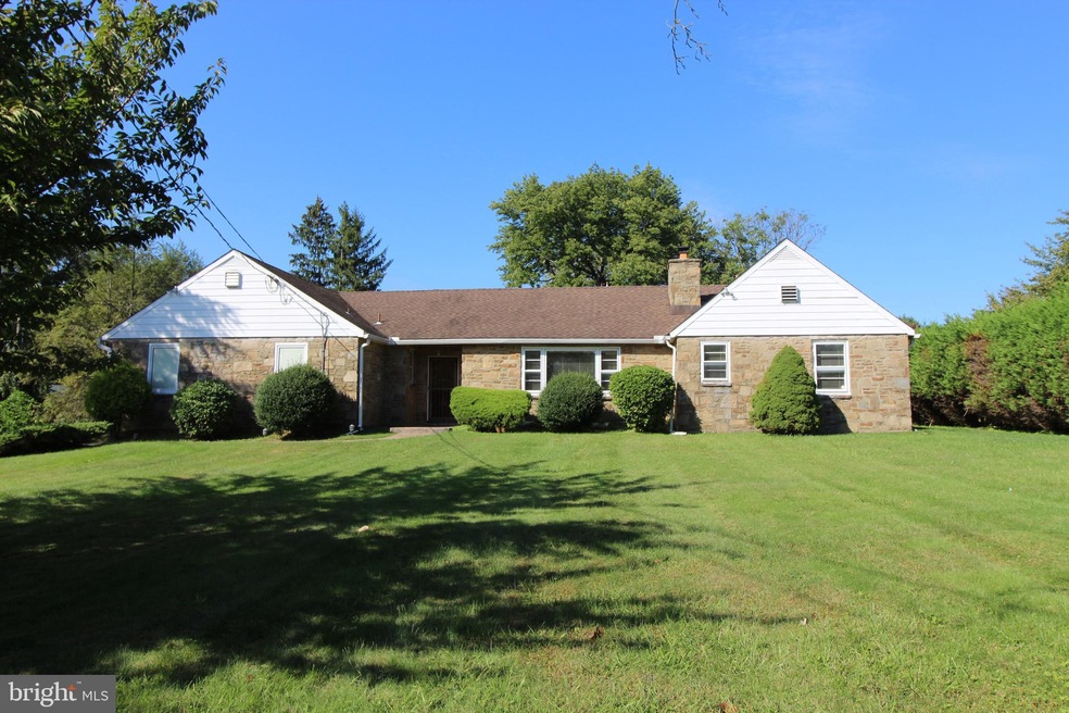 1504 Marsh Rd, Wilmington, DE 19803 - photo 1