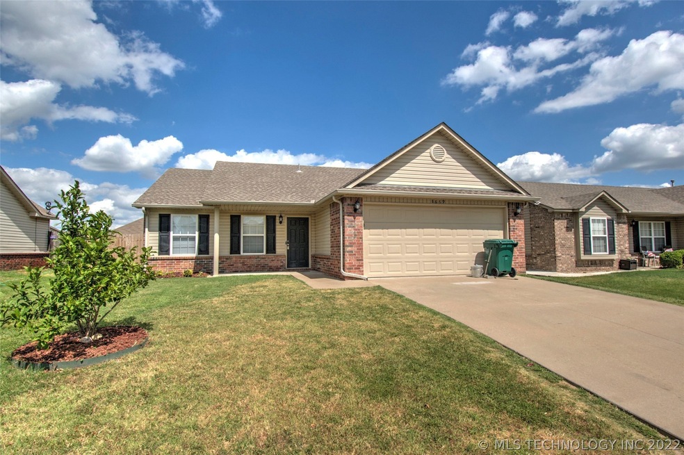 8669 S 261st East Ave, Broken Arrow, OK 74014 - photo 1