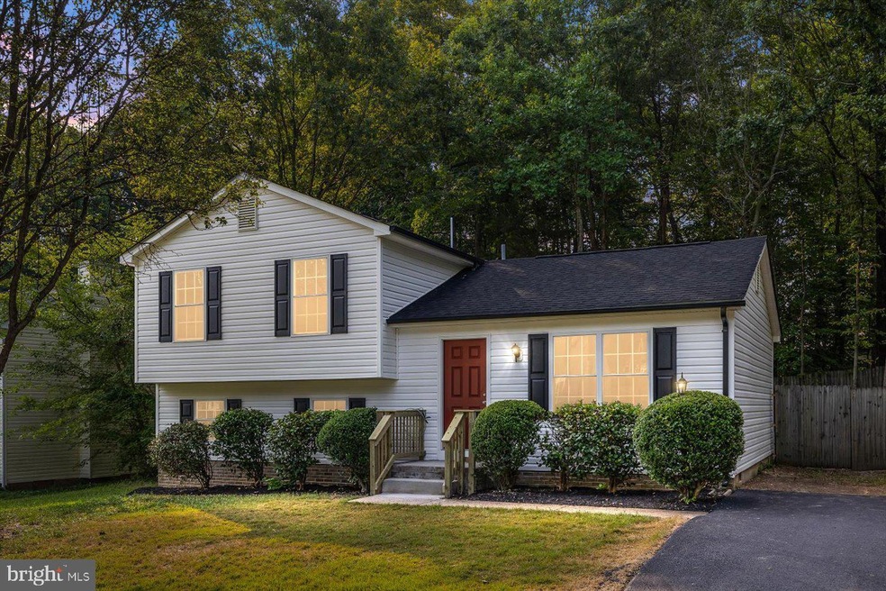 10505 Cobblestone Dr, Spotsylvania, VA 22553 - photo 1