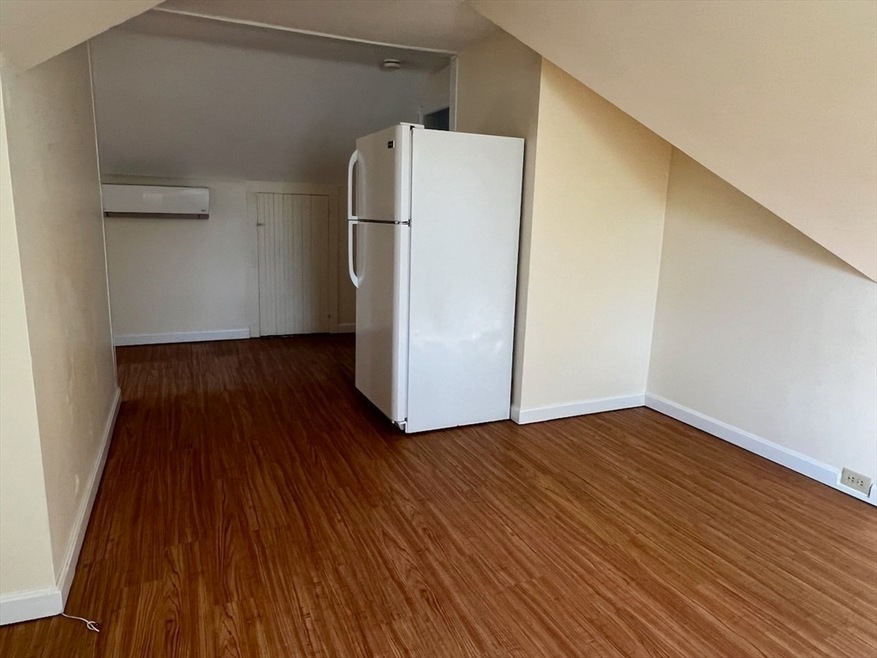 29 High St unit 3, Bridgewater, MA 02324 - photo 1