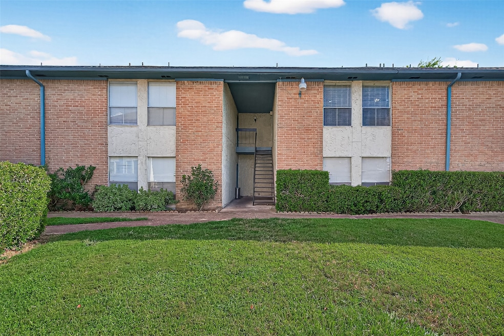 8360 Jorine Dr unit 8360, Houston, TX 77036 - photo 1