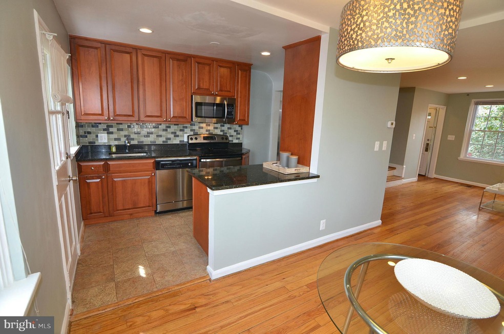 3264 S Utah St, Arlington, VA 22206 - photo 1