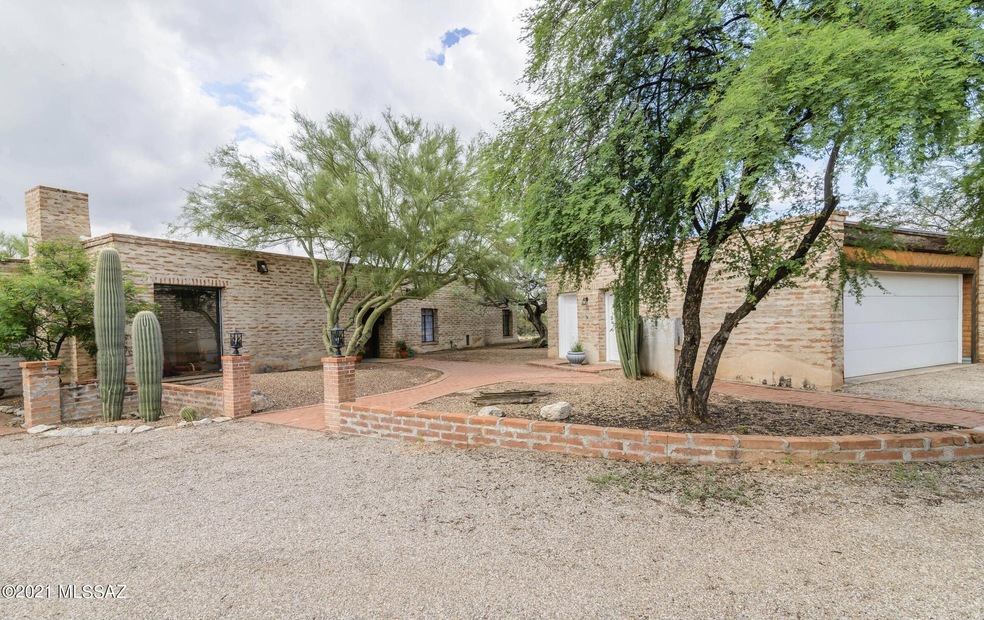 12010 E Jefsumark Circle Tucson AZ 85749
