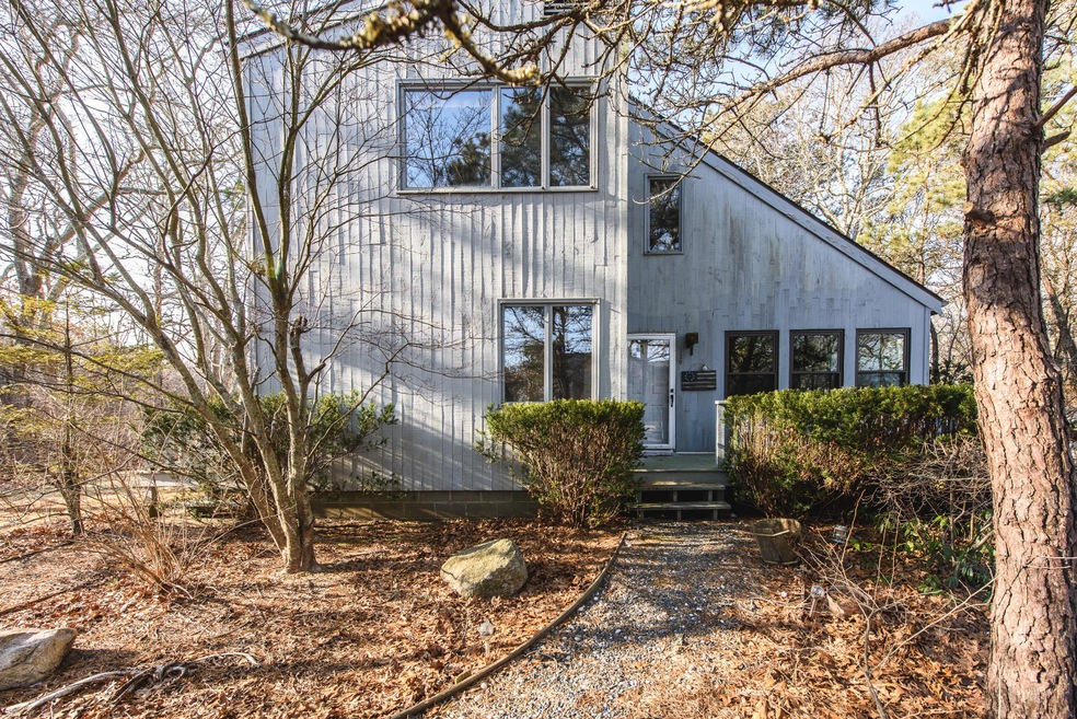 120 The Blvd, Edgartown, MA 02539 - photo 1