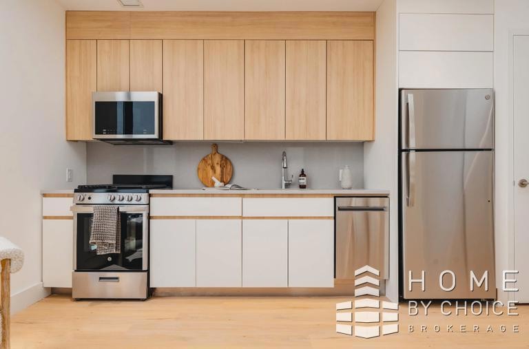 For Rent $3,100/month