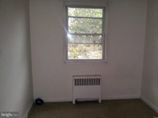 7962 Riggs Rd, Hyattsville, MD 20783 - photo 1