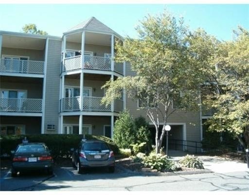 23 Randolph Place unit 309, Northampton, MA 01060 - photo 1