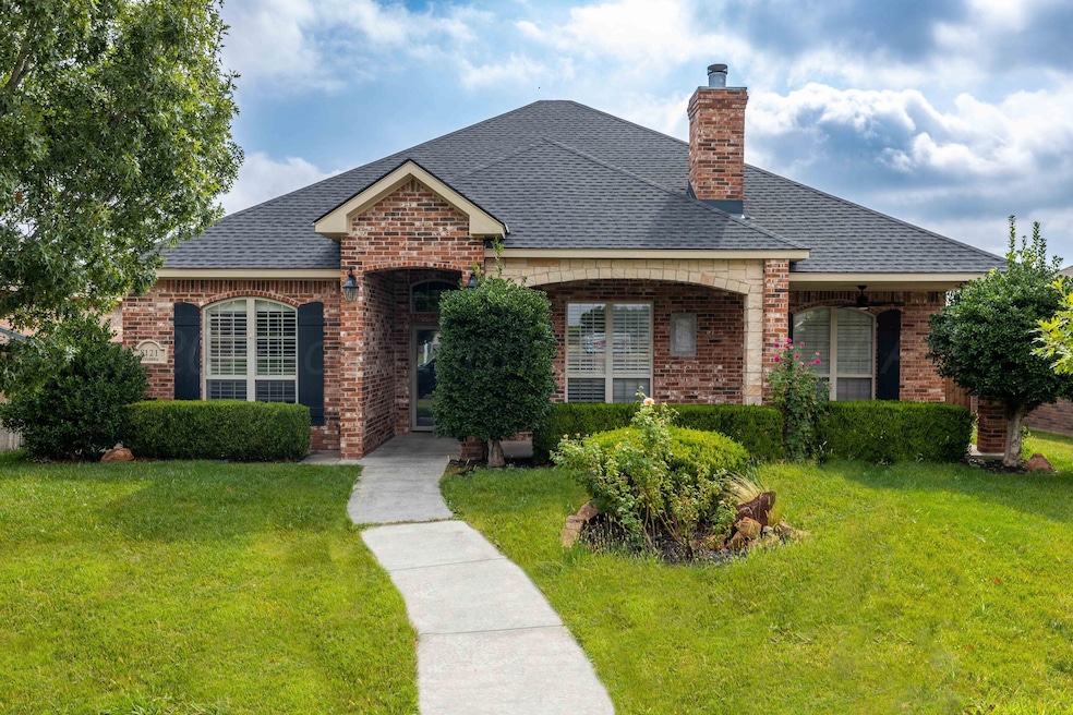 Under Contract $380,000