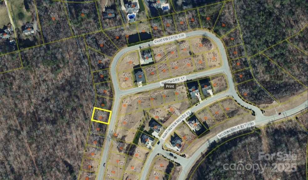 744 Chatsworth Cir unit 20, Lenoir, NC 28645 - photo 1