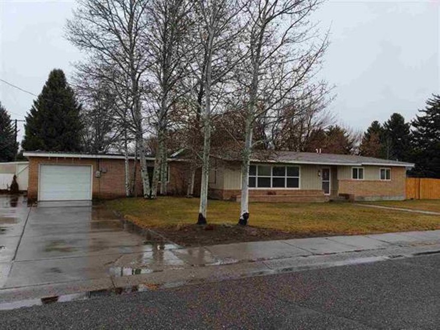 410 W 24th St, Burley, ID 83318 - photo 1