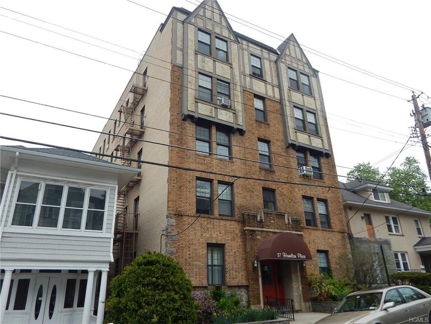37 Hamilton Place unit 5D, Tarrytown, NY 10591 - photo 1