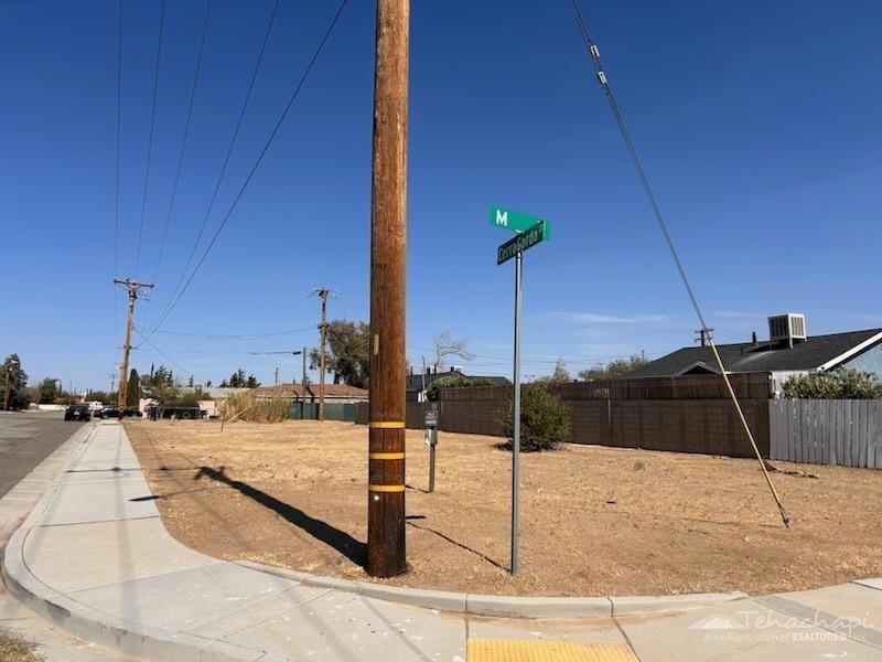 15972 M St, Mojave, CA 93501 - photo 1