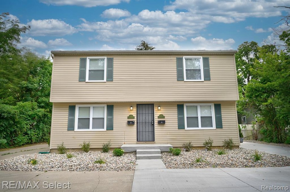 3718 Beecher Rd, Flint, MI 48503 - photo 1