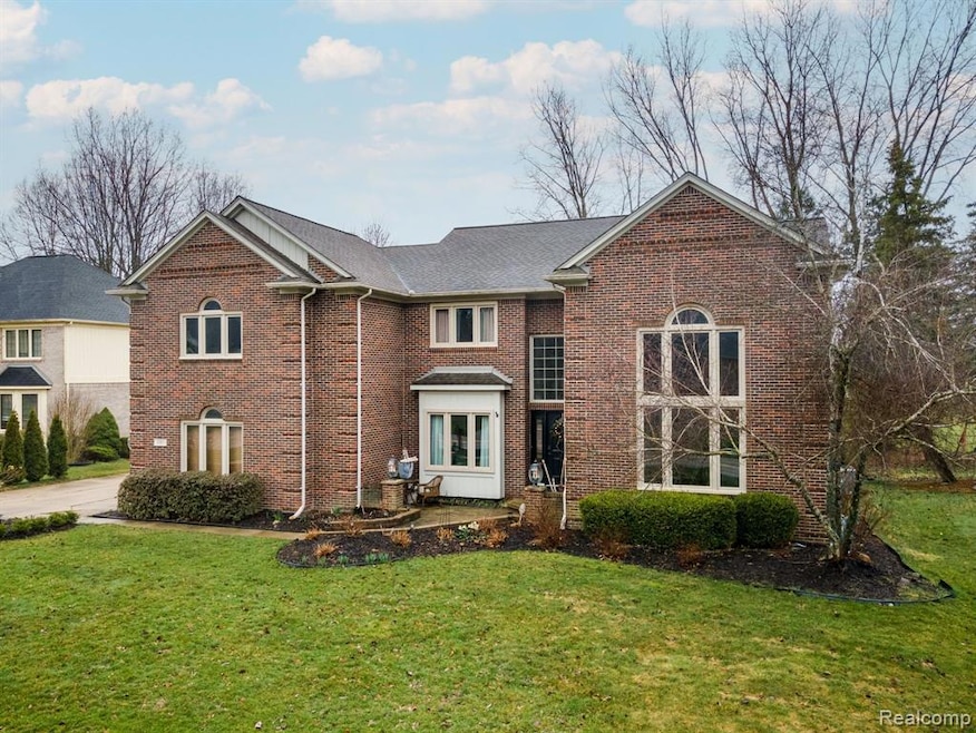 381 CROSS CREEK
