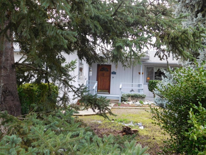 124 Swarthout Cir, Grants Pass, OR 97527 - photo 1