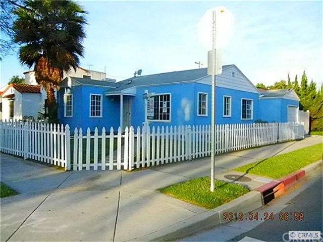 Front - Corner Lot