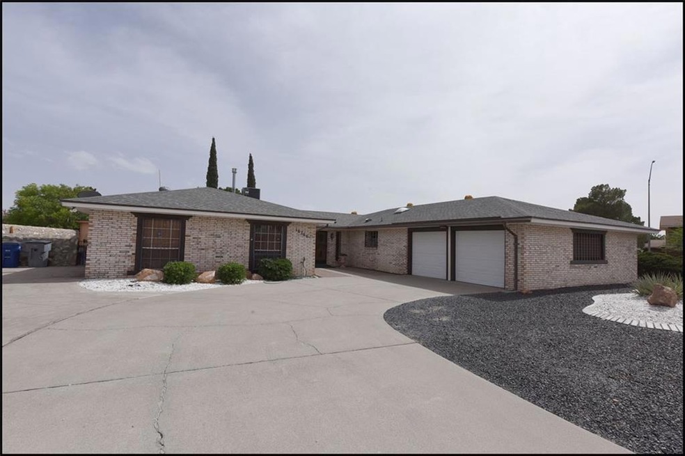 10700 Camaro Ct, El Paso, TX 79935 - photo 1