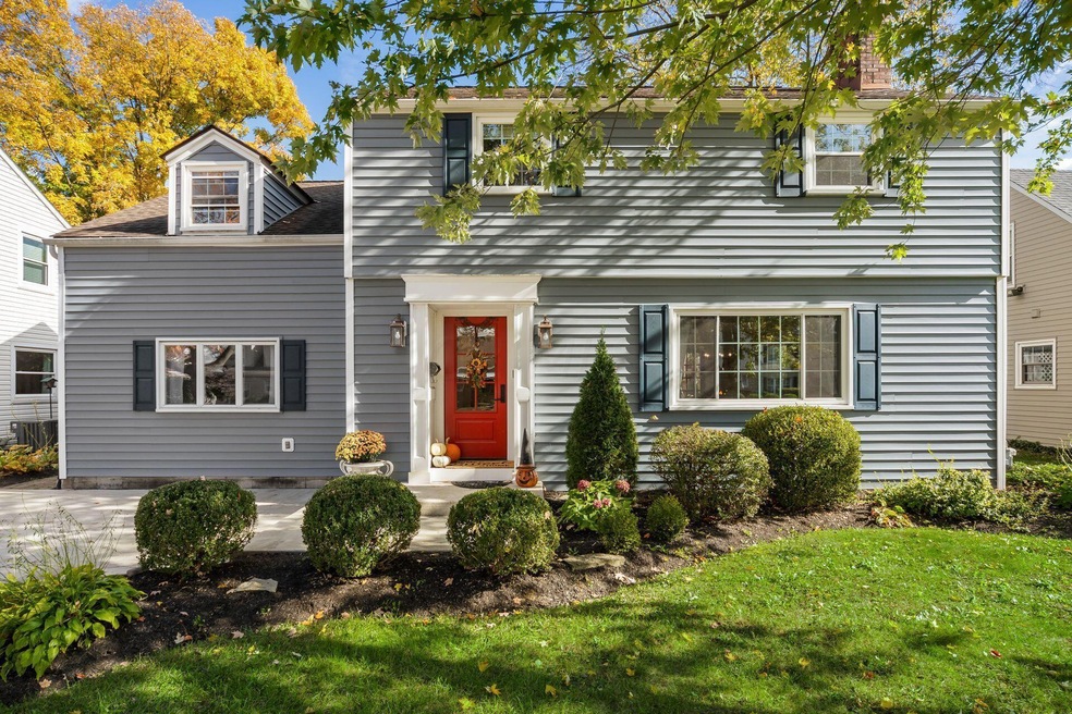 Welcome to 2806 Welsford Rd.