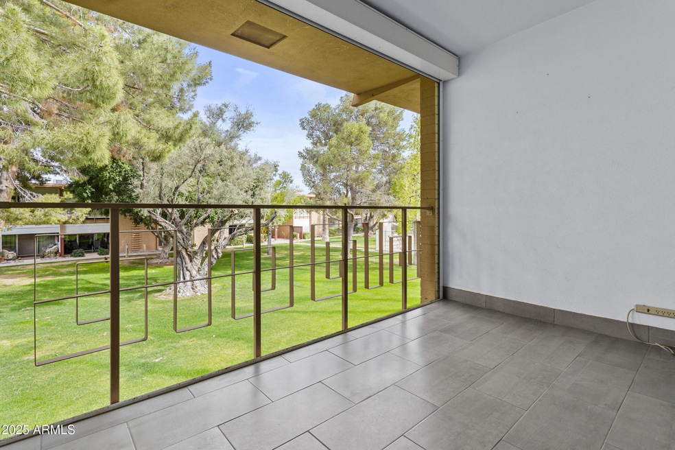 6125 E Indian School Rd unit 247, Scottsdale, AZ 85251 - photo 1