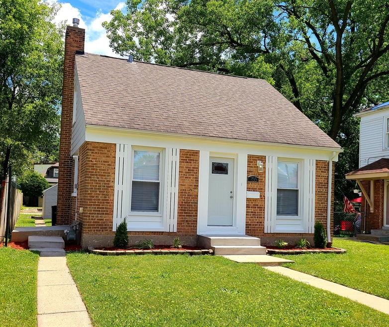 unlisted-address, Westchester, IL 60154 - photo 1